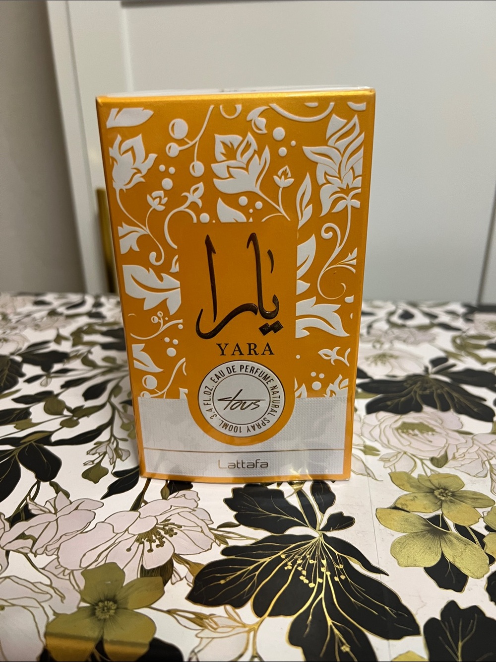 Ya Los Angeles Yara Orange & White Decorative Body Wash Bottle